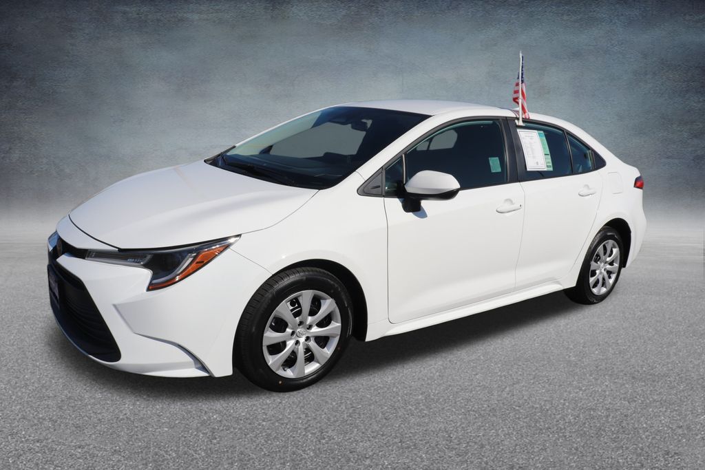 2024 Toyota Corolla LE photo 3