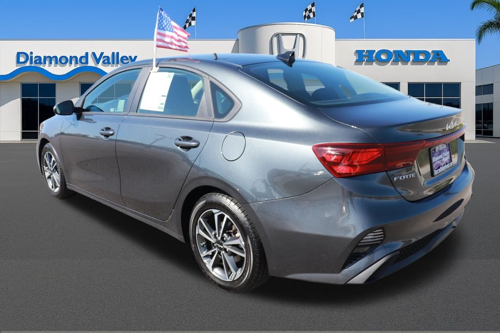 Used 2023 Kia Forte LXS Sedan