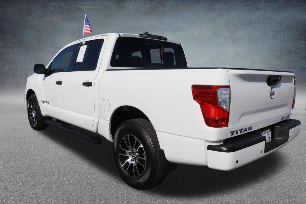 2024 Nissan Titan SV photo 4