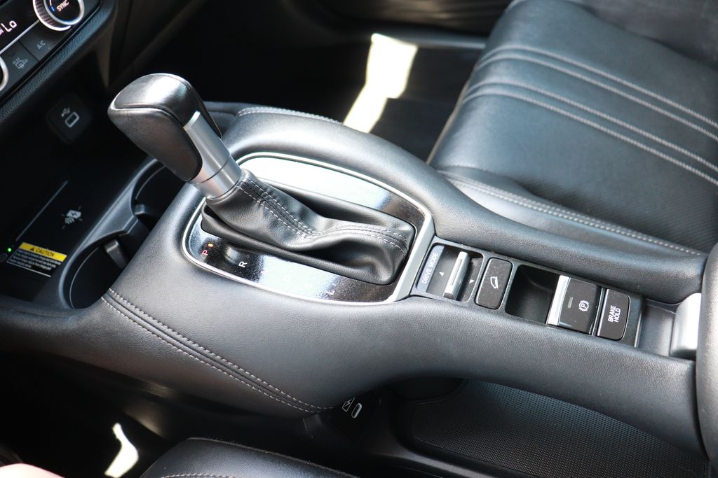 2024 Honda HR-V EX-L - Photo 17