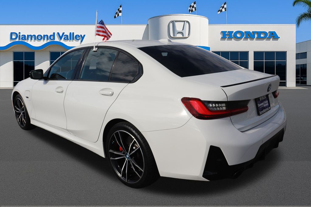 2023 Bmw 330e 3-Series photo 4