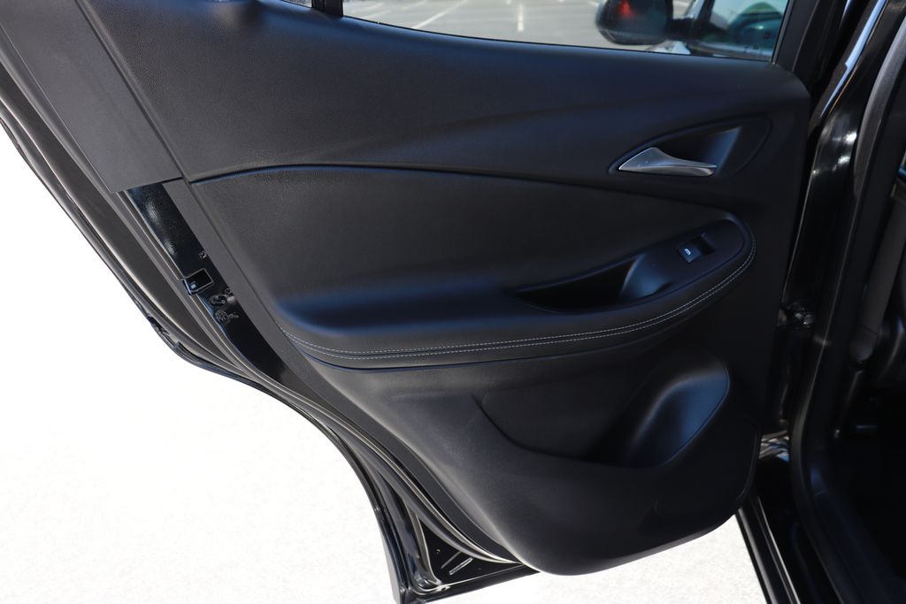 2025 Buick Encore GX Preferred - Photo 12