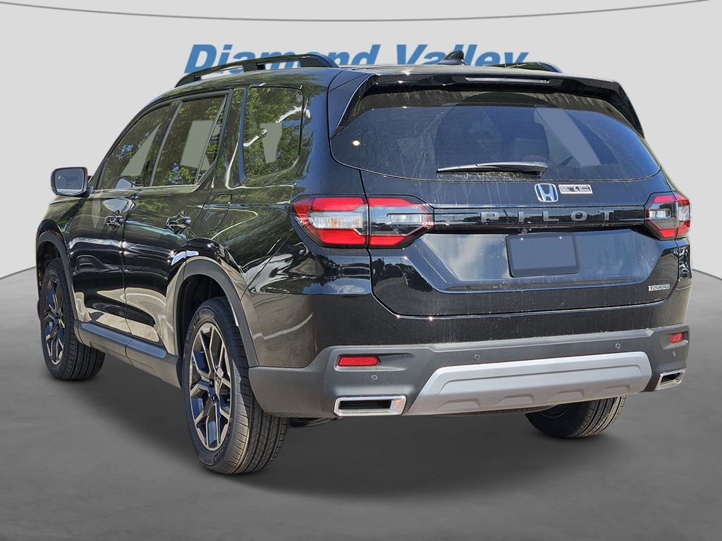 2025 Honda Pilot Touring photo 4