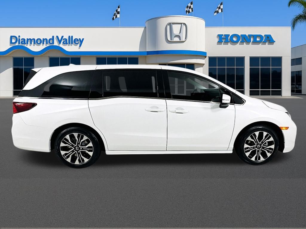 2026 Honda Odyssey Elite photo 2