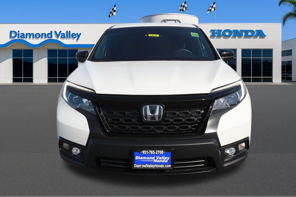 2021 Honda Passport Sport photo 2