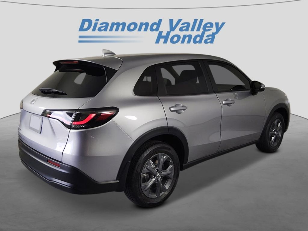 2026 Honda HR-V LX photo 2