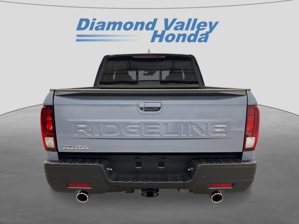 2025 Honda Ridgeline Black Edition photo 2