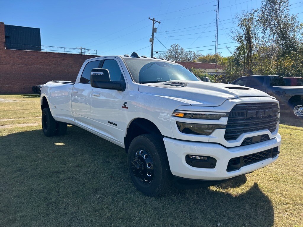 2026 Ram 3500 Laramie photo 2