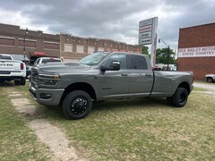 2026 Ram 3500 LARAMIE CREW CAB 4X4 8' BOX Pickup