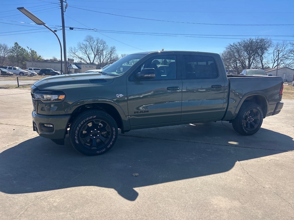 New 2026 Ram 1500 BIG HORN CREW CAB 4X4 5'7 BOX Pickup