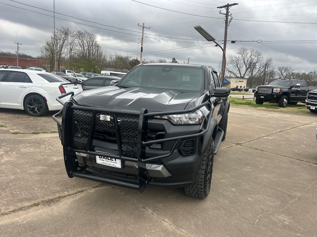Used 2024 Chevrolet Colorado Trail Boss 4x4 Trail Boss Crew Cab 5 ft. SB
