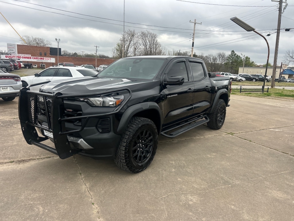 Used 2024 Chevrolet Colorado Trail Boss 4x4 Trail Boss Crew Cab 5 ft. SB