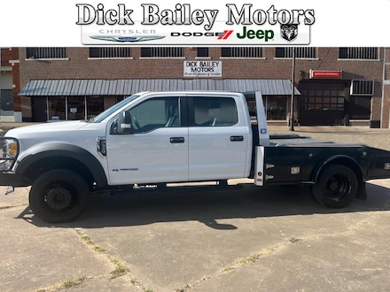 2018 Ford F-450 Super Duty XL 4x4 XL  Crew Cab 8 ft. LB DRW Pickup