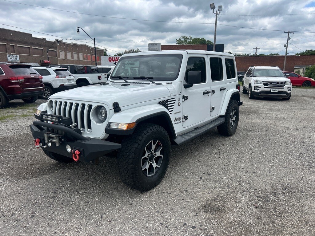 2018 Jeep Wrangler Unlimited Sahara photo 2
