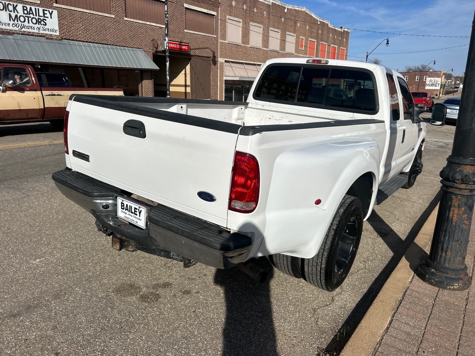 Used 2006 Ford F-350 Super Duty XL with VIN 1FTWX32P56ED37034 for sale in Okmulgee, OK