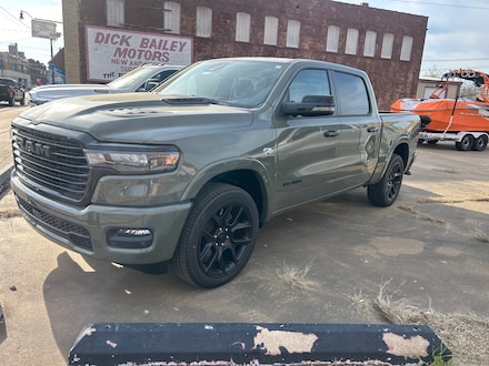 2026 Ram 1500 LARAMIE CREW CAB 4X4 5'7 BOX Pickup