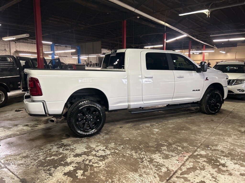 2025 Ram 2500 Laramie photo 3