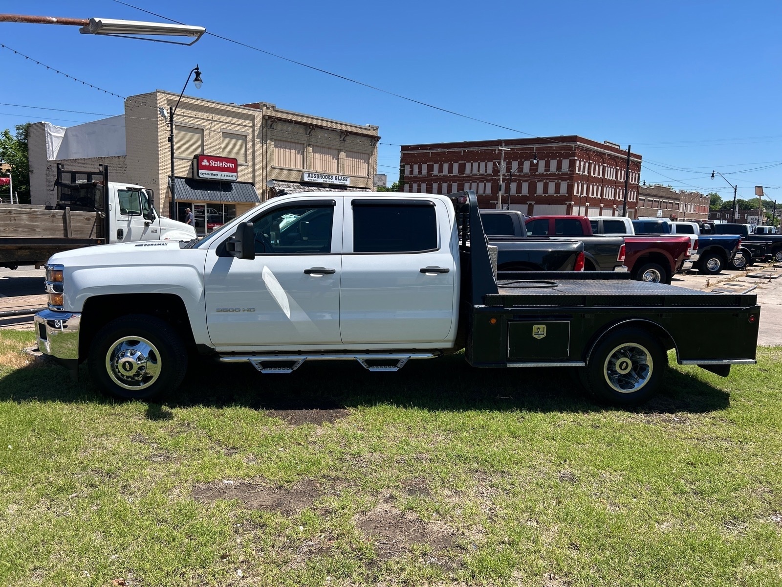 2015 Chevrolet Silverado HD 1LT 4WD Crew Cab SWB's photo