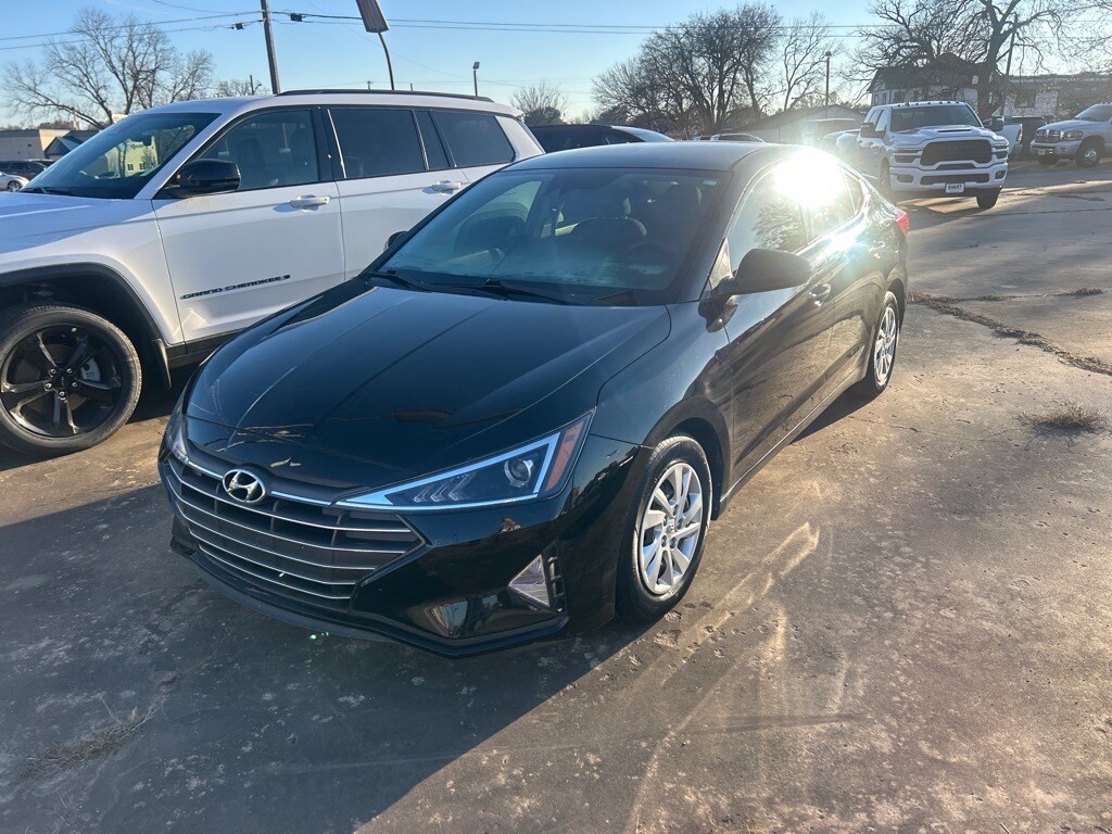Used 2020 Hyundai Elantra SE SE Sedan