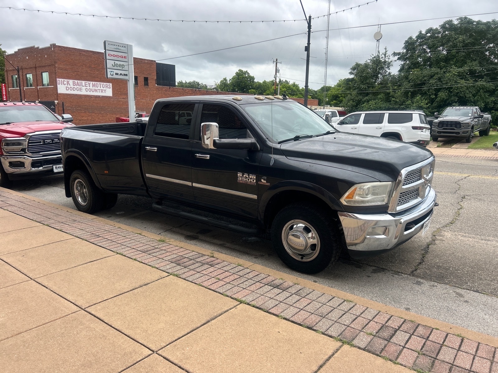 2013 RAM 3500 Laramie Crew Cab LWB's photo