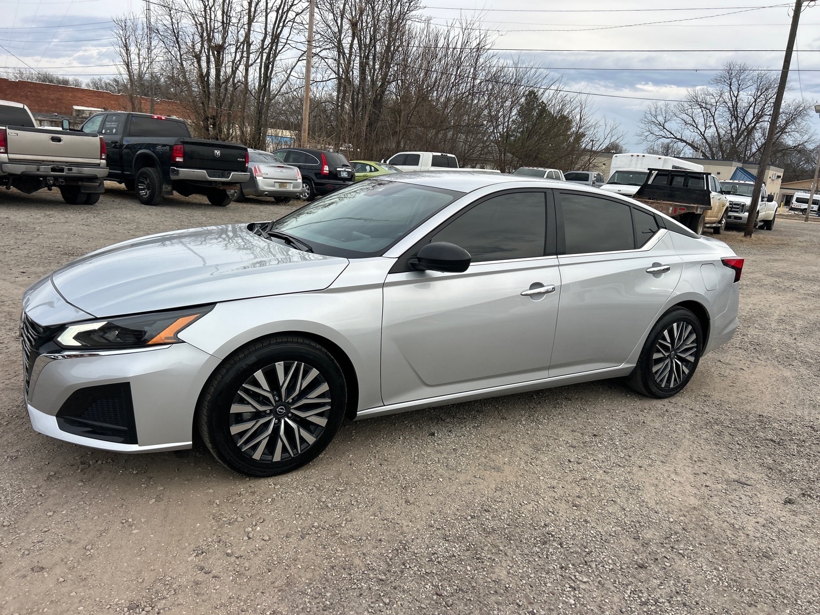 2024 Nissan Altima SV