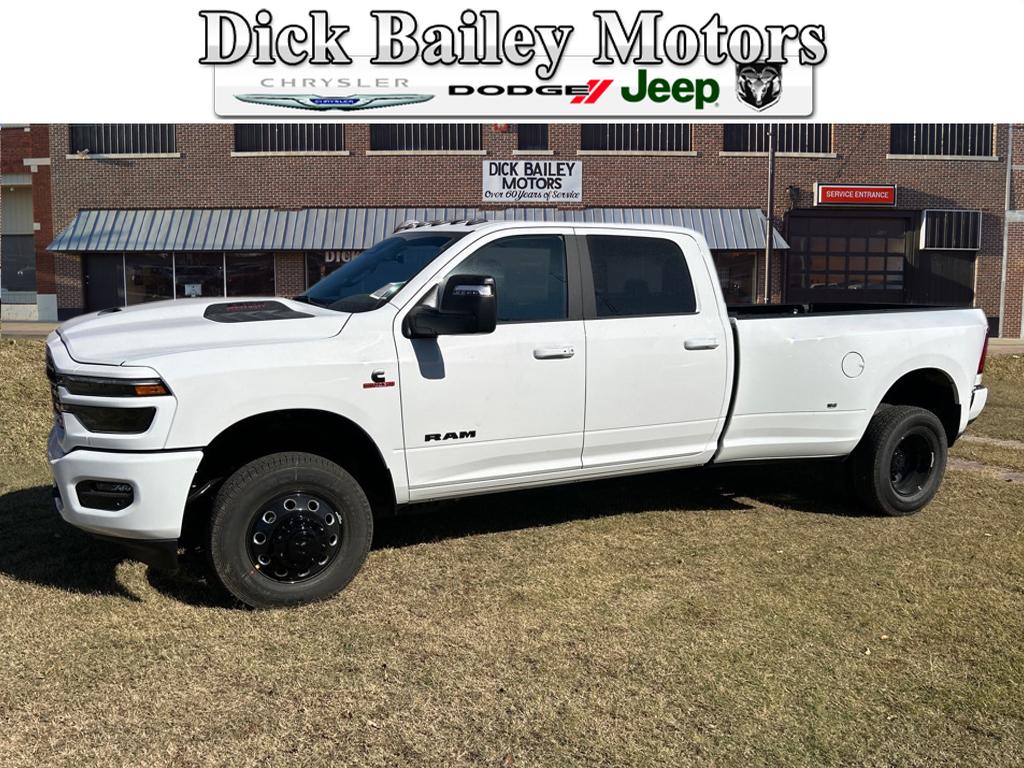 2026 RAM Ram 3500 Pickup Laramie's photo