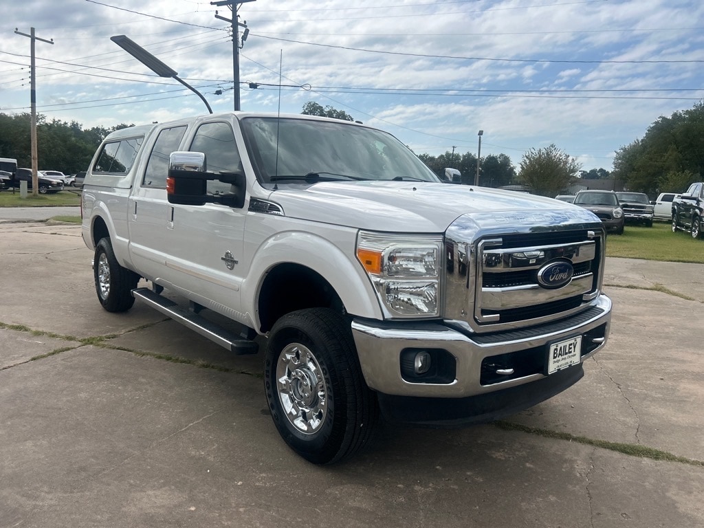 Used 2016 Ford F-250 Super Duty Lariat 4x4 Lariat Crew Cab 6.8 ft. SB Pickup