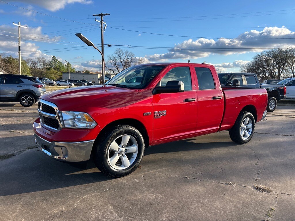 2021 Ram 1500 Classic Tradesman photo 2