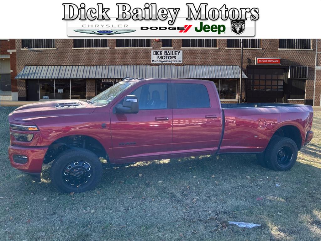 2026 RAM Ram 3500 Pickup Laramie's photo