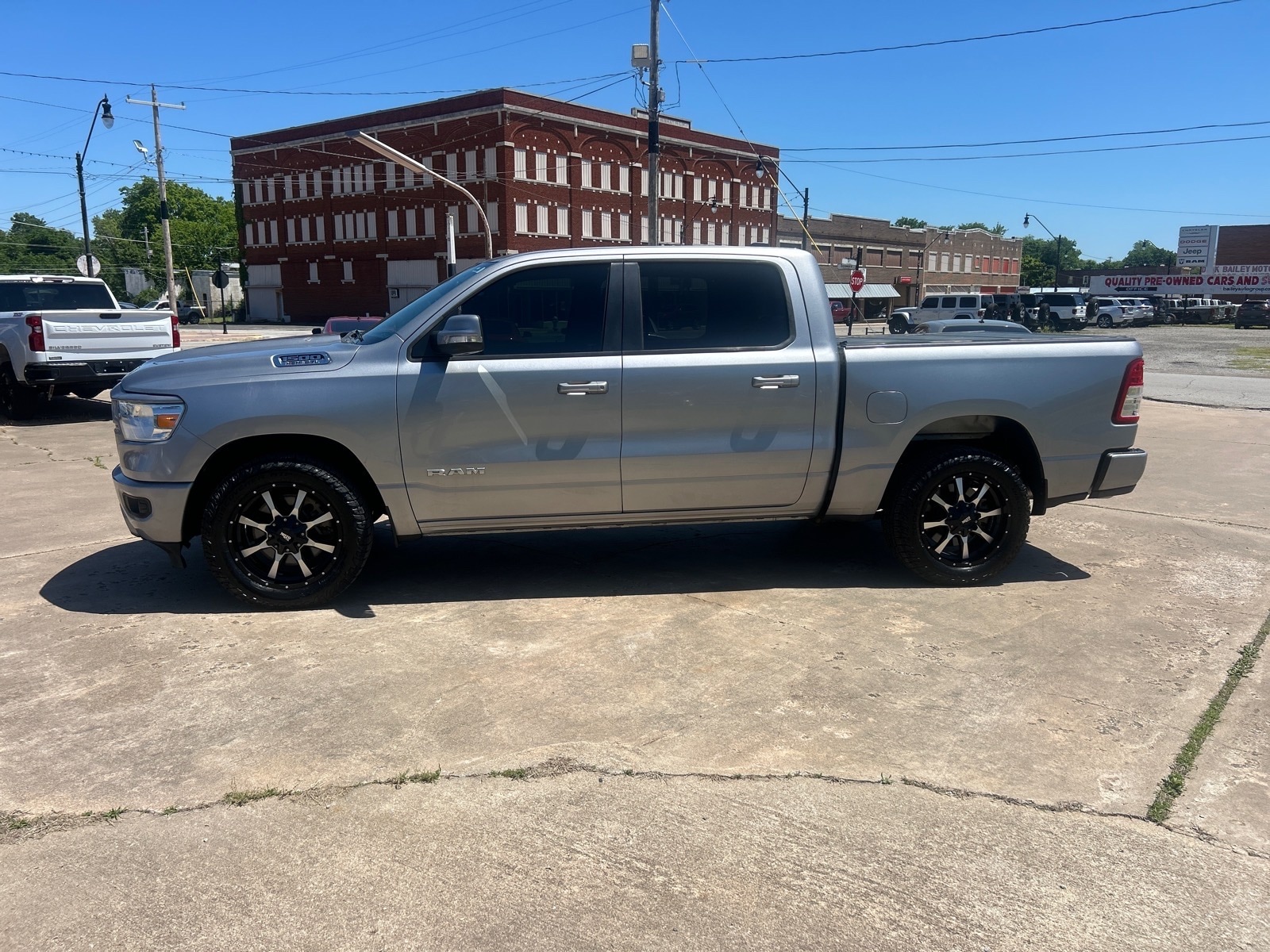 2019 RAM 1500 Big Horn/Lone Star Crew Cab 5'7's photo