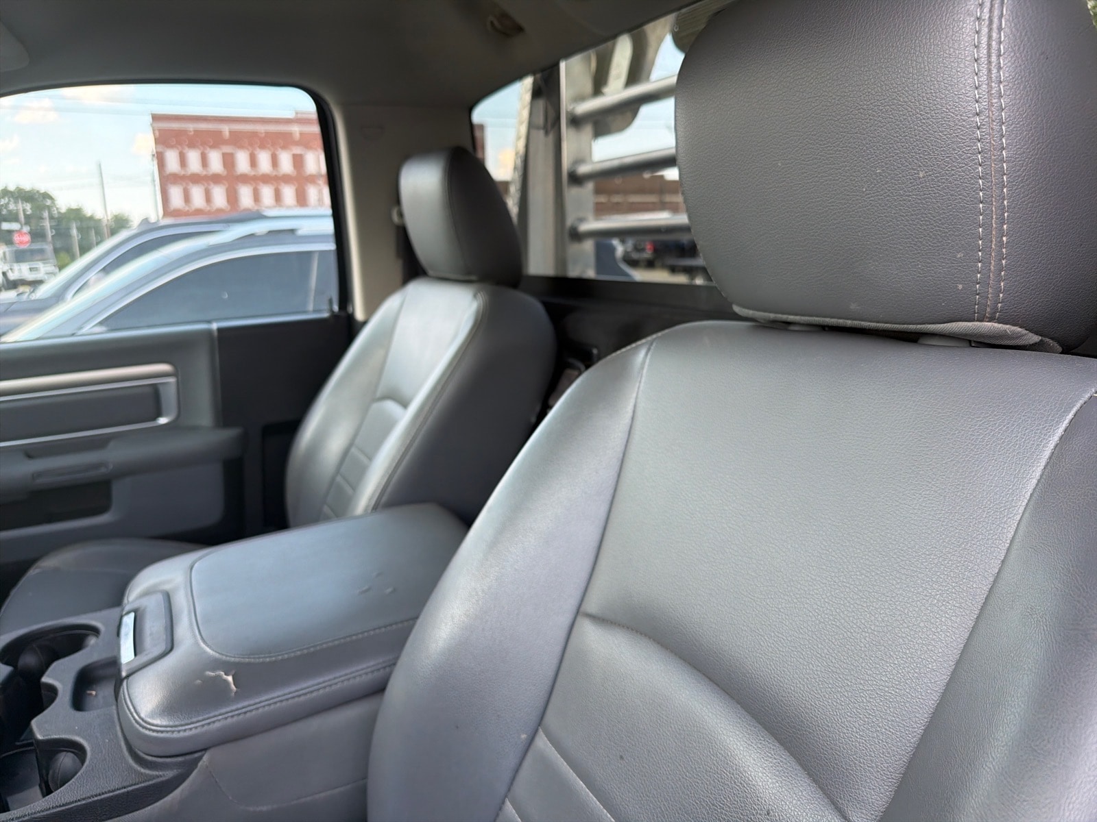 2016 RAM Ram 3500 Chassis Cab Tradesman - Photo 10