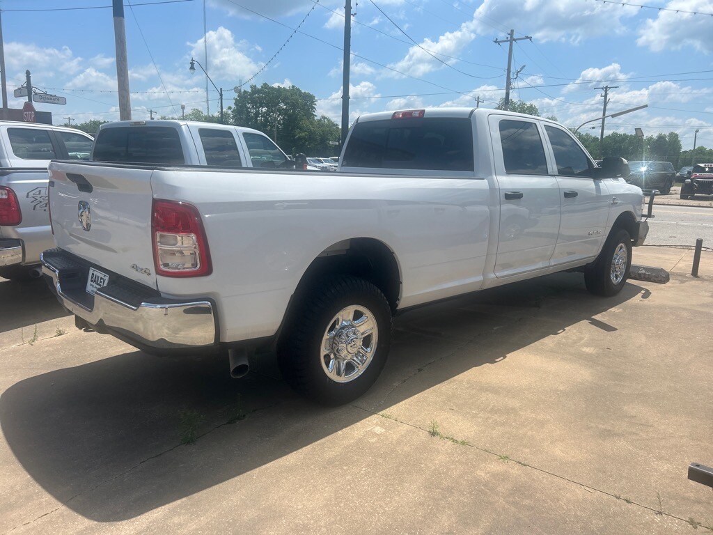 2022 Ram 3500 Tradesman photo 3