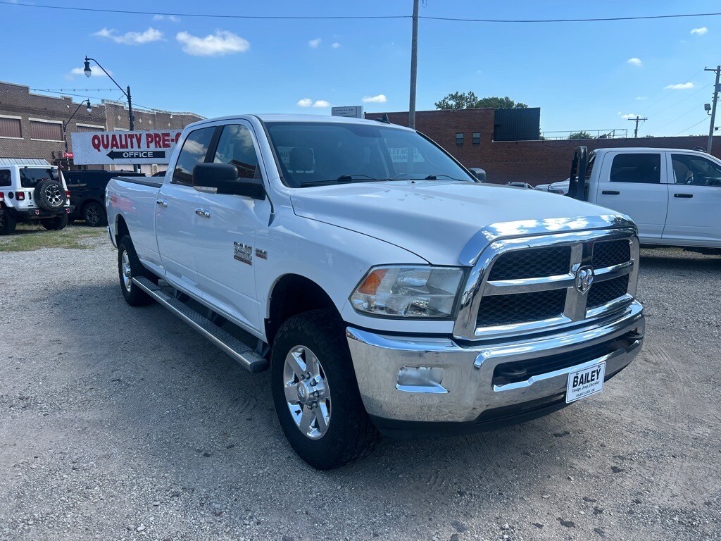 2014 Ram 2500 SLT photo 3
