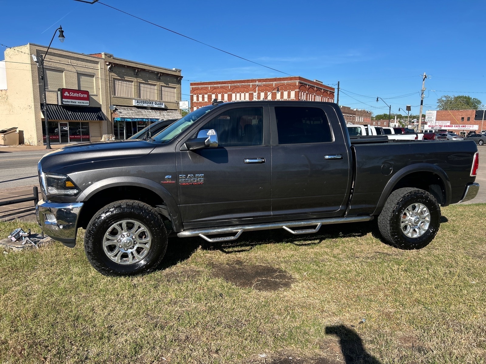 2017 RAM 2500 Laramie 4X4 Crew Cab SWB's photo
