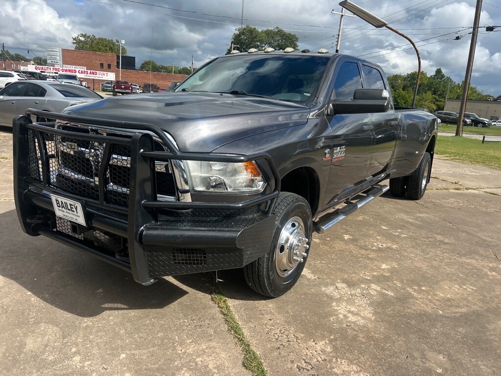 Used 2018 Ram 3500 Tradesman 4x4 Tradesman Crew Cab 8 ft. LB DRW Pickup