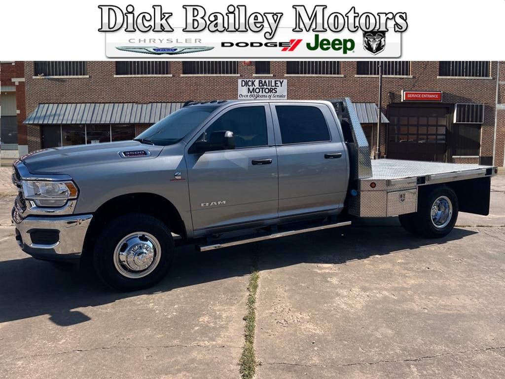 Used 2022 Ram 3500 Tradesman 4x4 Tradesman Crew Cab 172.4 in. WB DRW Chassis