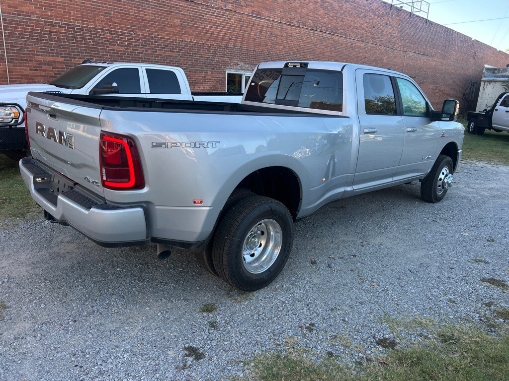 2026 Ram 3500 Laramie photo 4