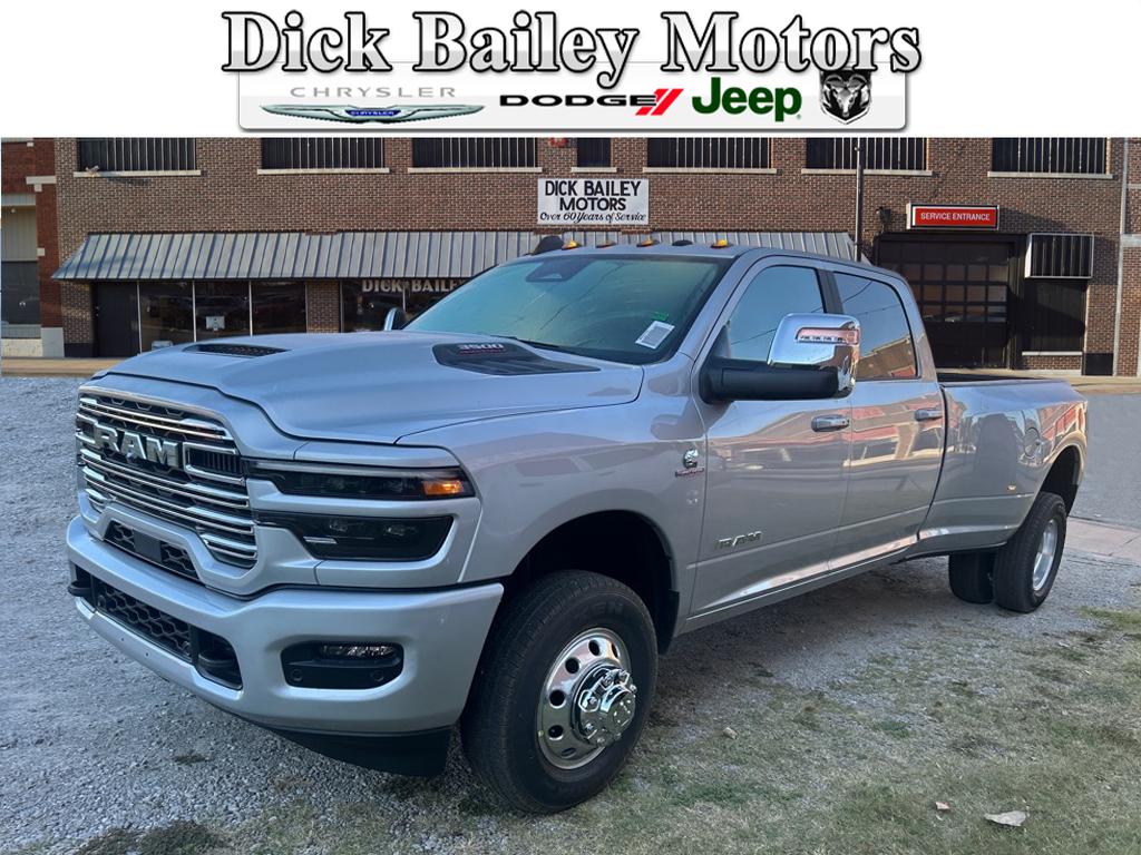 2026 RAM Ram 3500 Pickup Laramie's photo