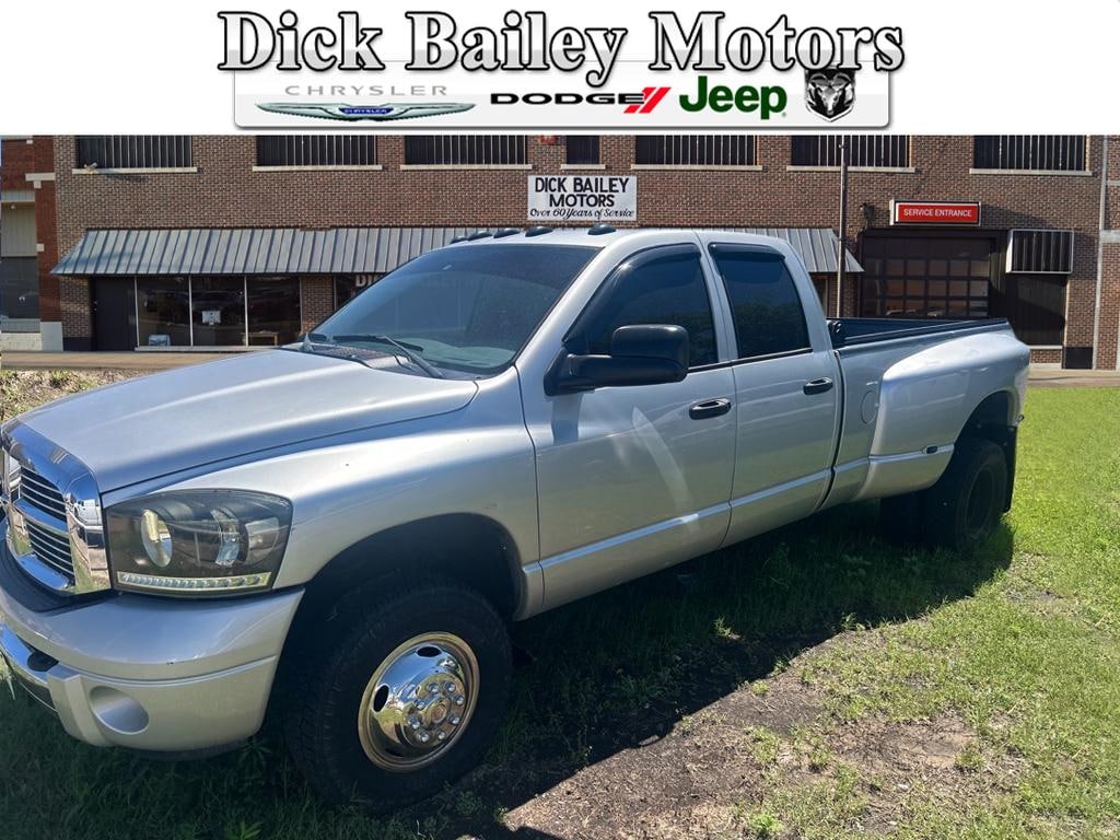 Used 2006 Dodge Ram 3500 Laramie 4x4 Laramie Quad Cab 8 ft. LB DRW Pickup