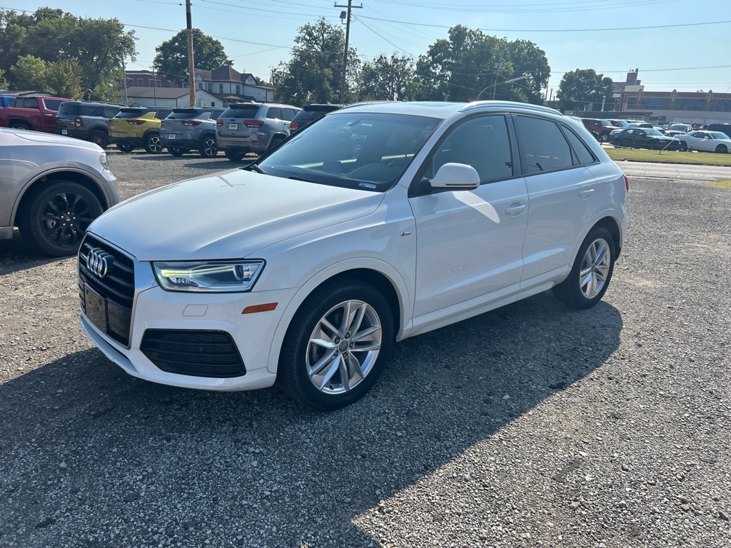 Used 2018 Audi Q3 Premium with VIN WA1BCCFS6JR028483 for sale in Okmulgee, OK