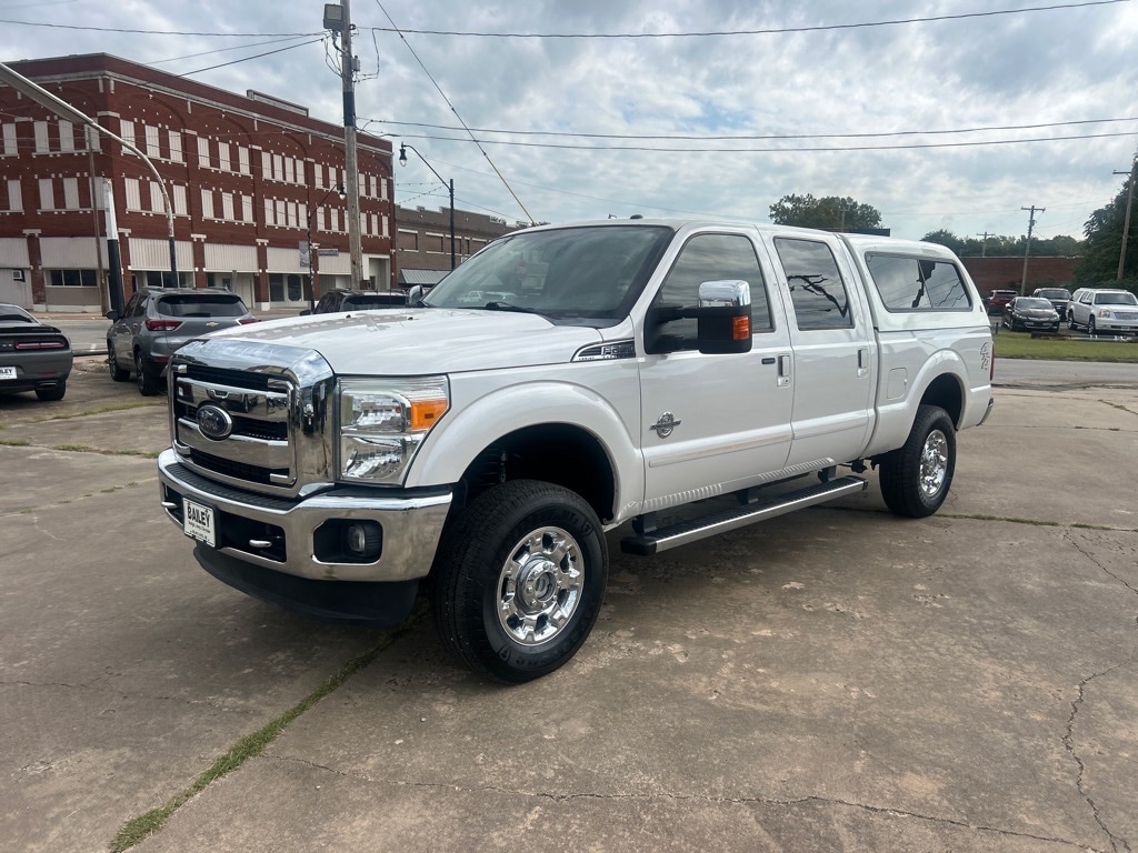 Used 2016 Ford F-250 Super Duty Lariat 4x4 Lariat Crew Cab 6.8 ft. SB Pickup