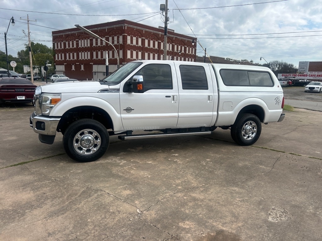 Used 2016 Ford F-250 Super Duty Lariat 4x4 Lariat Crew Cab 6.8 ft. SB Pickup