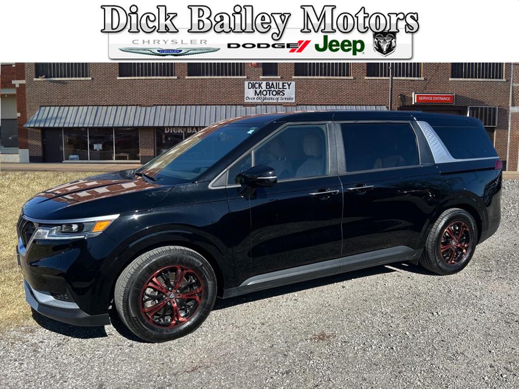 2022 Kia Carnival LX Seat Pkg's photo