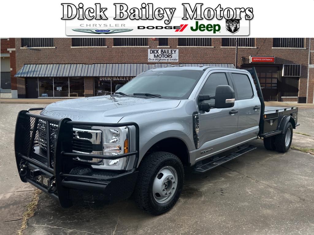 Used 2024 Ford F-350 Super Duty XLT 4x4 XLT Crew Cab 8 ft. LB DRW Pickup