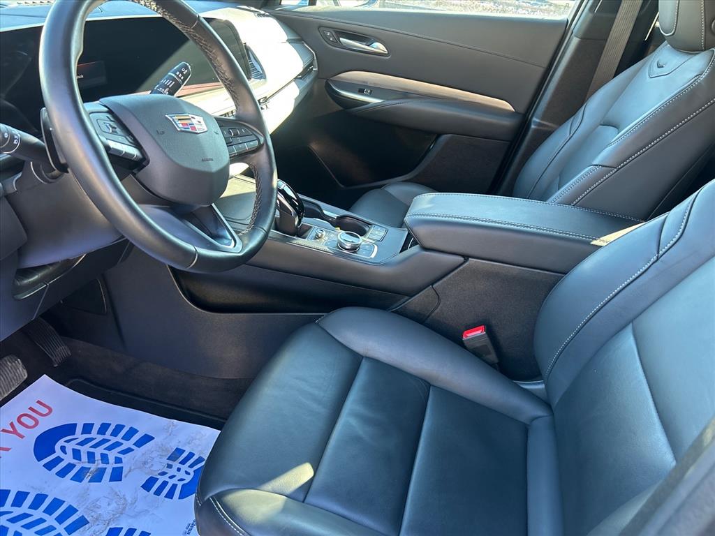 2025 Cadillac XT4 Premium Luxury - Photo 6