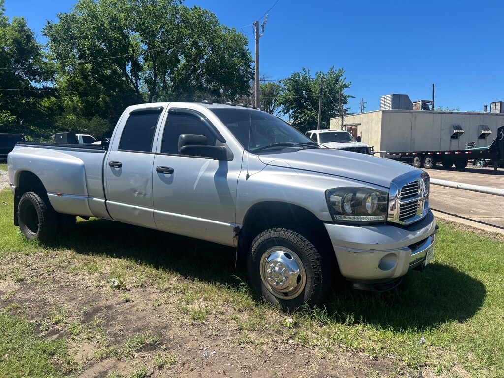 Used 2006 Dodge Ram 3500 Laramie 4x4 Laramie Quad Cab 8 ft. LB DRW Pickup