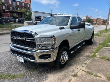 2023 Ram 3500 Tradesman 4x4 Tradesman  Crew Cab 8 ft. LB DRW Pickup
