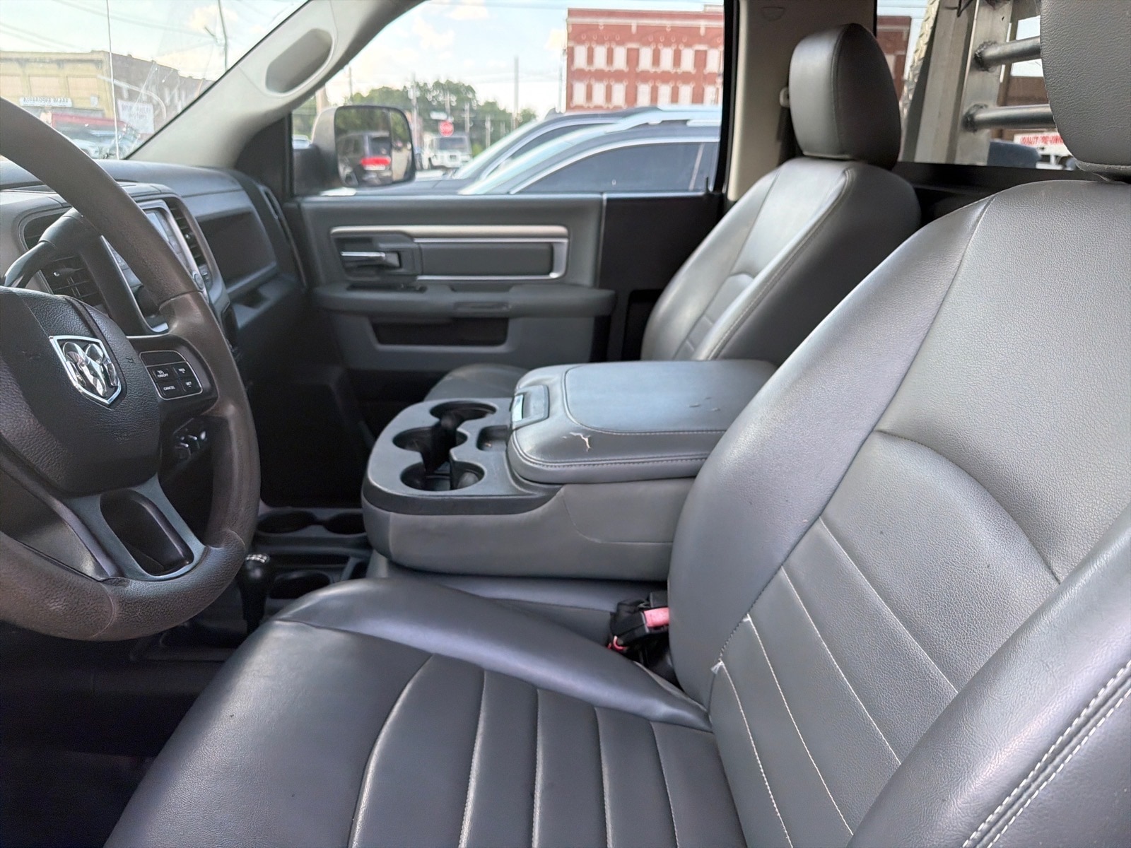 2016 RAM Ram 3500 Chassis Cab Tradesman - Photo 9