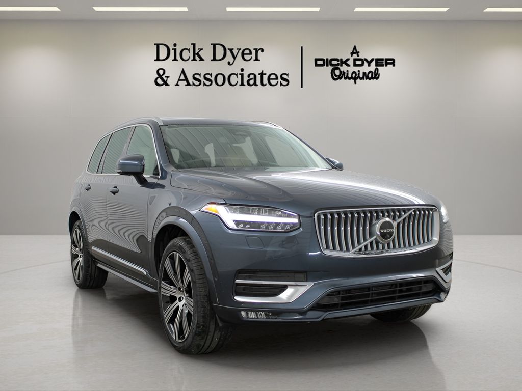 2023 Volvo XC90