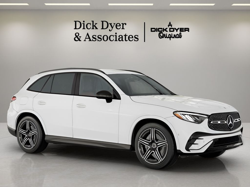 2025 Mercedes-Benz GLC